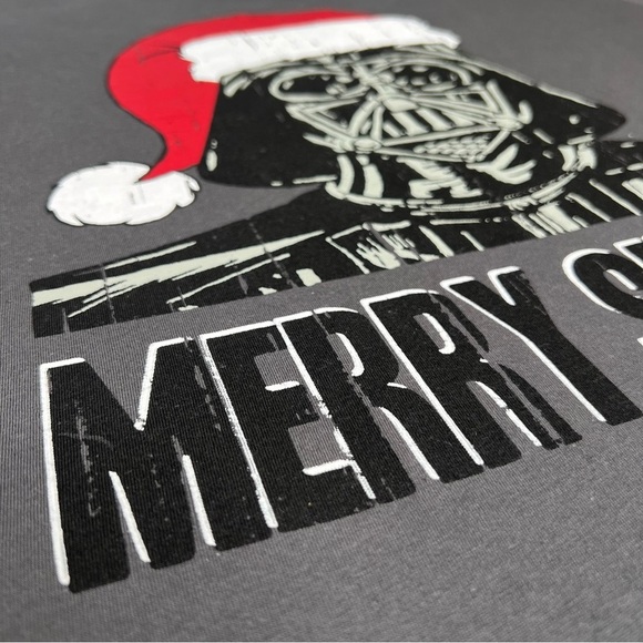 Star Wars Tee Santa Darth Vader Merry Sithmas Graphic T-shirt Gray Red 2X XXL - Picture 5 of 10